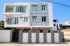 Hotel O near Mall Panakkukang formerly Lind Homestay, Makassar