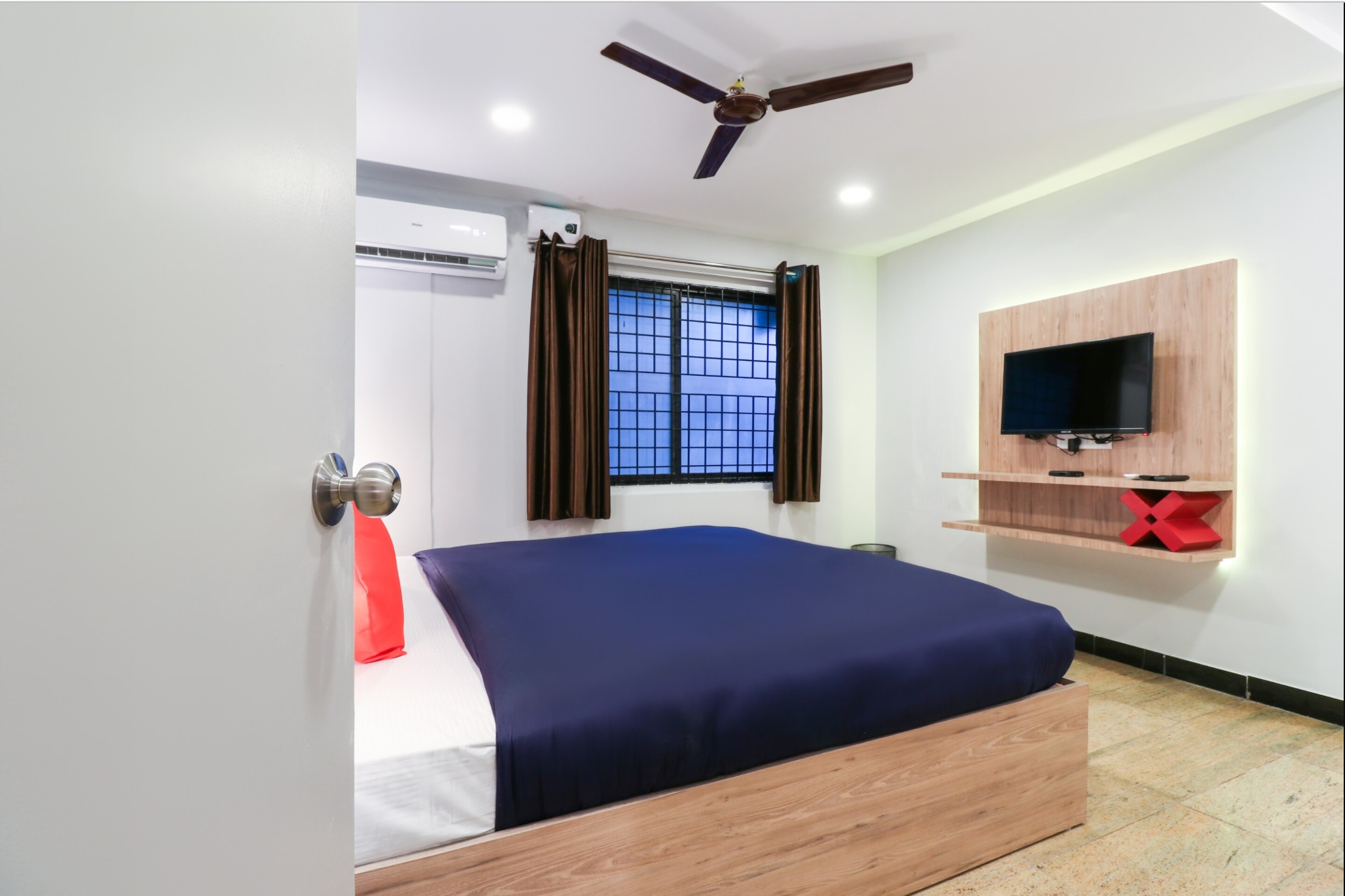 Hotel Richmond Residency - Tap to explore photos