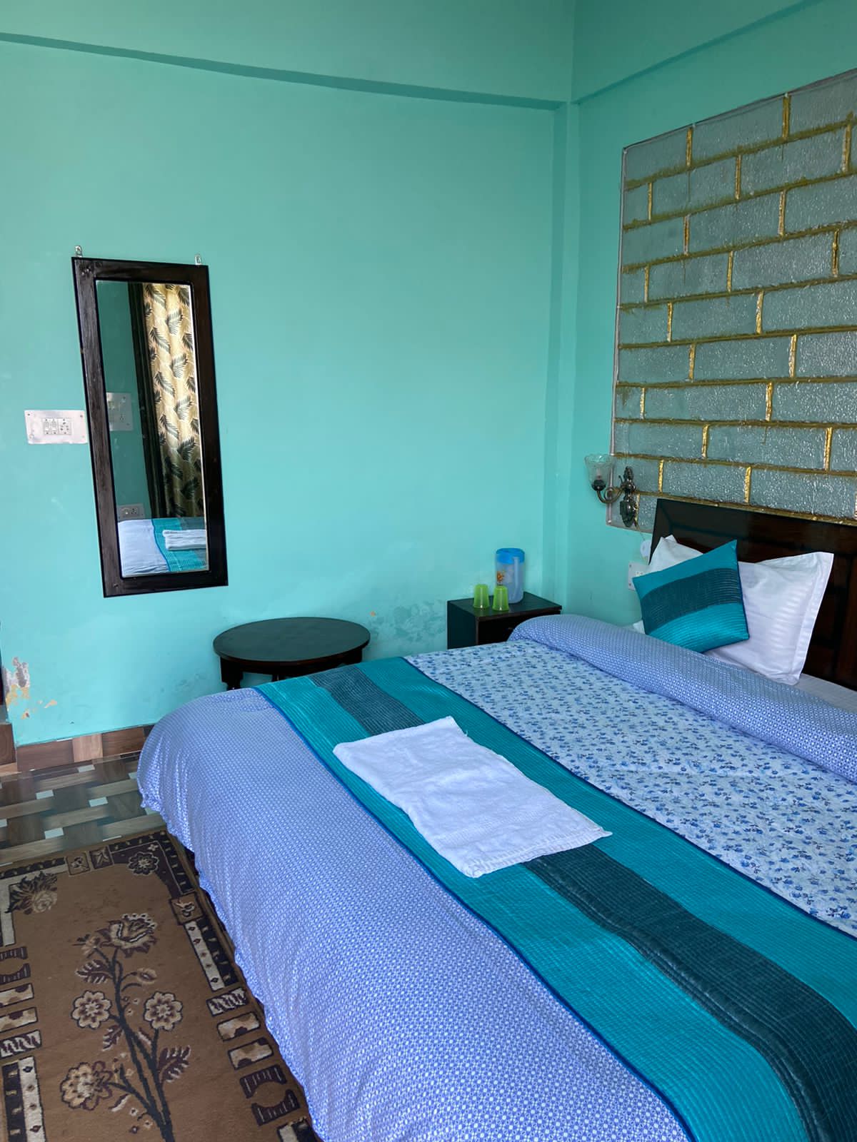Shiva Hills Home Stay - Tap to explore photos