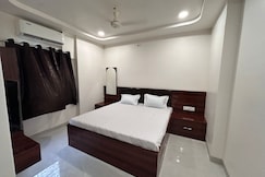 Hotel Naitik Inn, Sillod