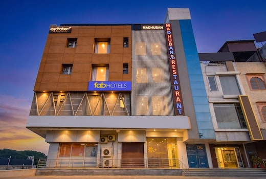 FabHotel Madhuban