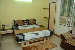 Hotel Shugun, Himmatnagar