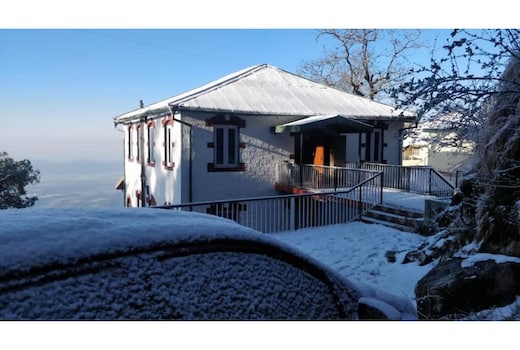 The Oakwood Cottage I Valley-view Cottage