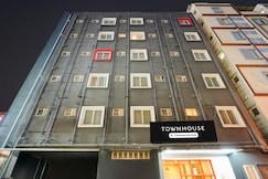 Super Townhouse Karmelaram Railway Station Sarjapur, Bangalore