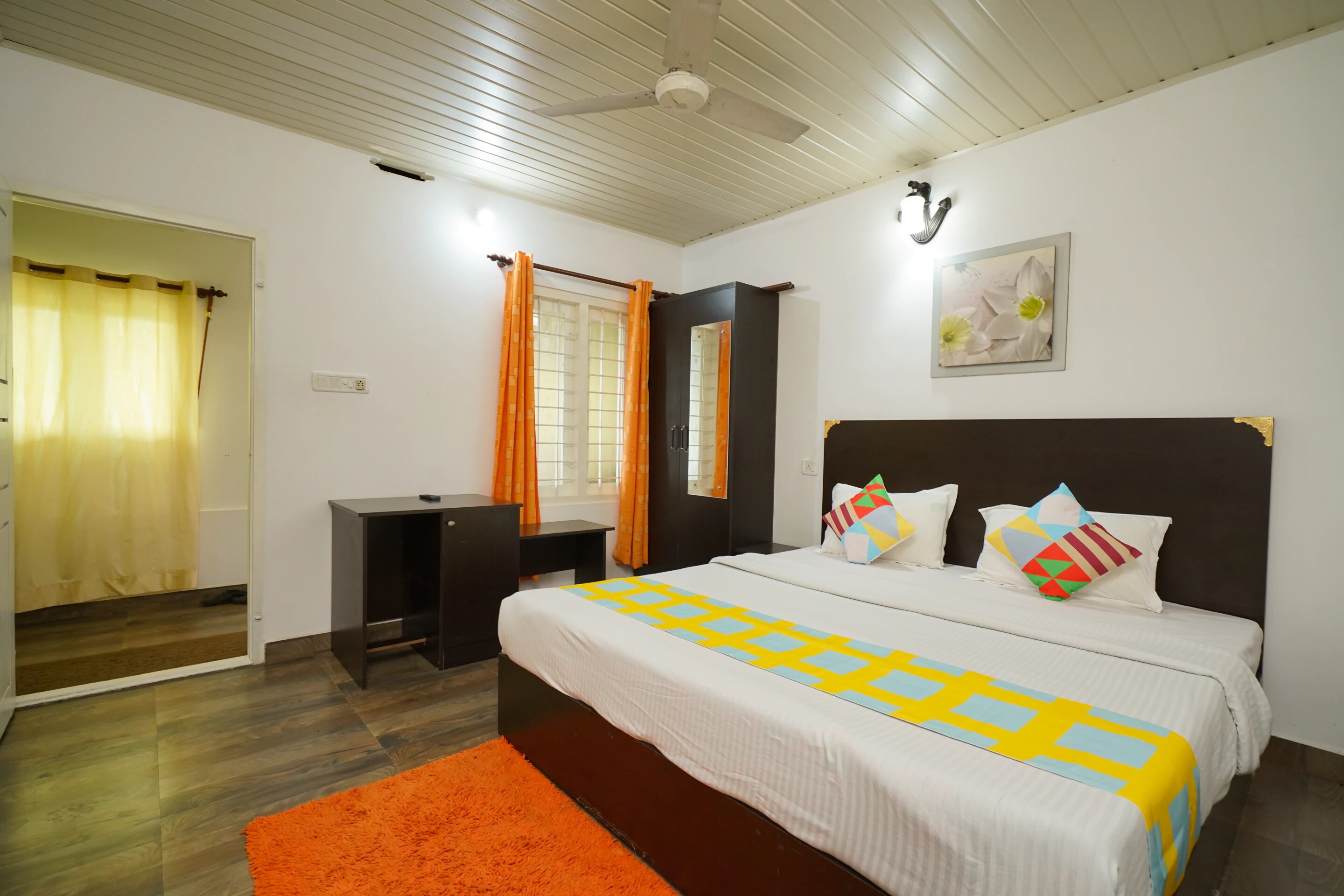 Peaceful Inn Homestay - Tap to explore photos