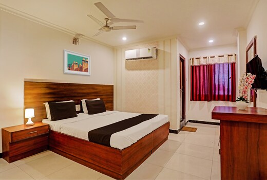 Hotel O 14726 Hotel Vaishnavi Park