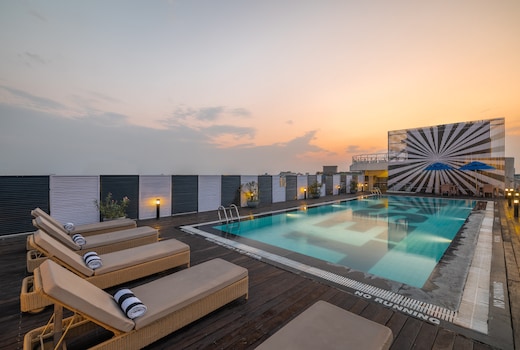 Sunday Hotel Jaipur