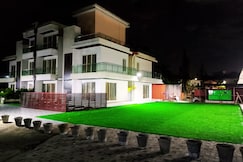 Misty Blue Resort and Villas, Lonavala