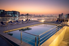 Reya Creek Hotel, Dubai