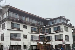 Hotel Fifth Season Pahalgam, Pahalgam