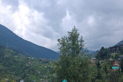 The silent pine cottage, Jibhi