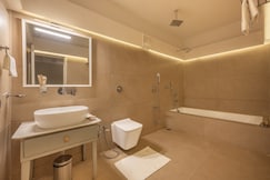 WaveCrest Morjim By Joy Stays, Goa