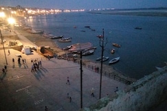 Shiva International Lodge, Varanasi