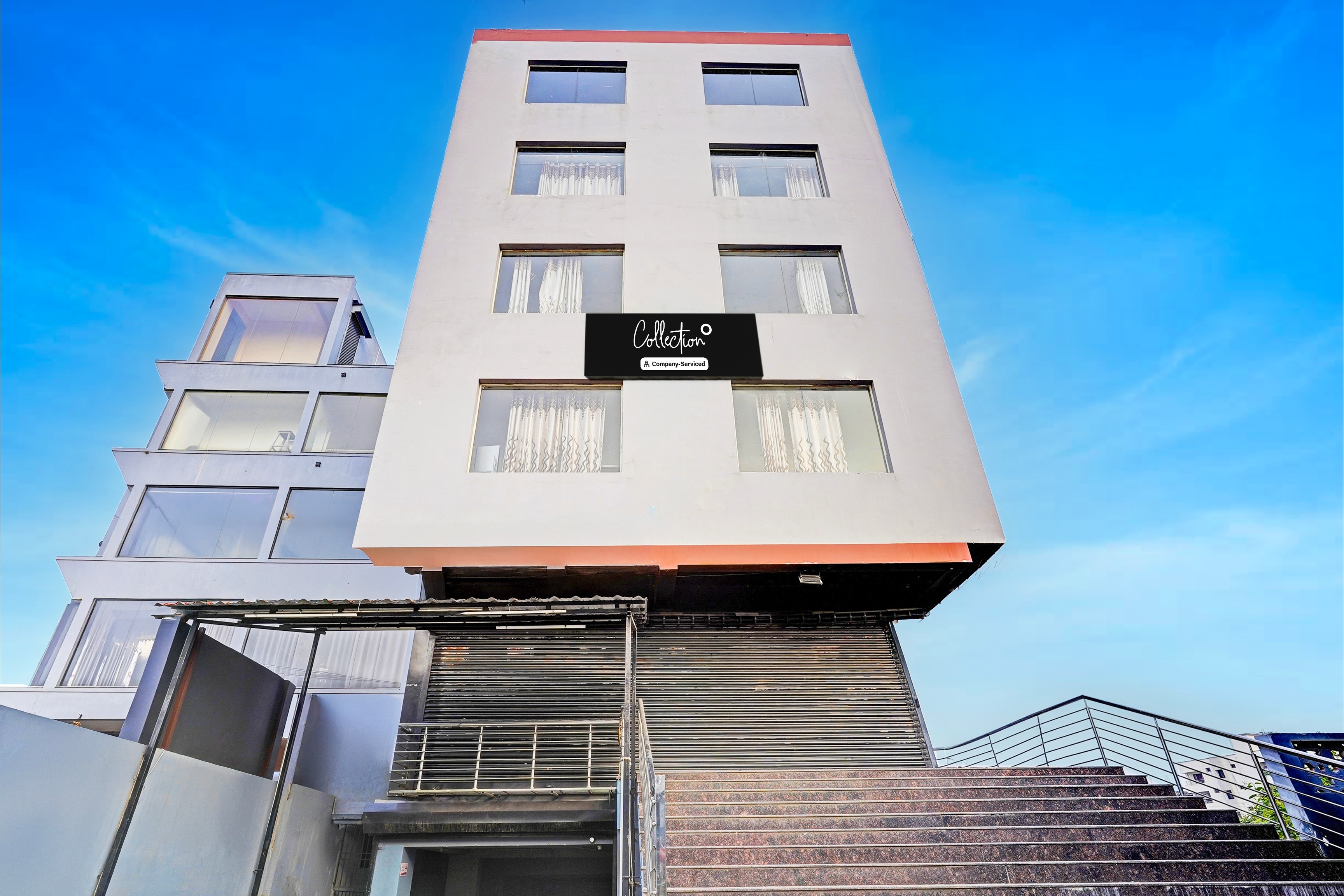 Super Collection O Vanamthopu Center Nellore Formerly ESR Guest Inn - Tap to explore photos