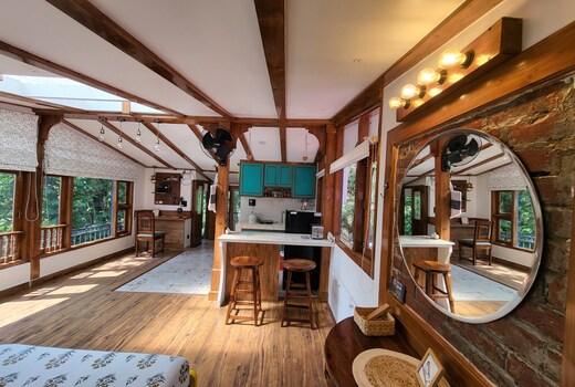 Shimla Gypsy The Attic