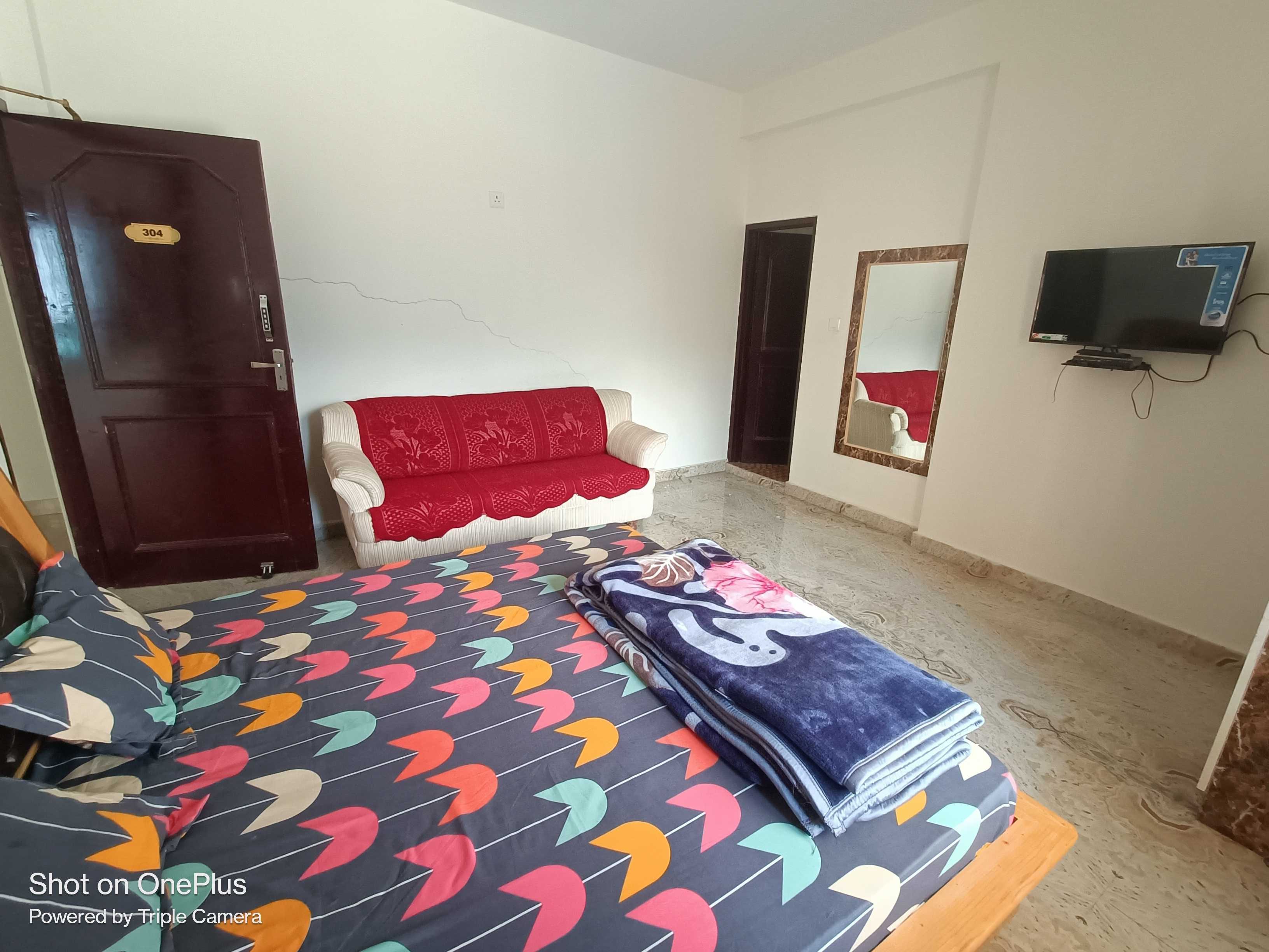 Hotel O HOME Rivernshines Homestay - Tap to explore photos
