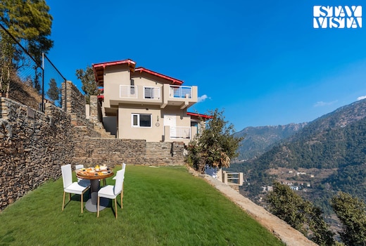 StayVista at Bird's Crest