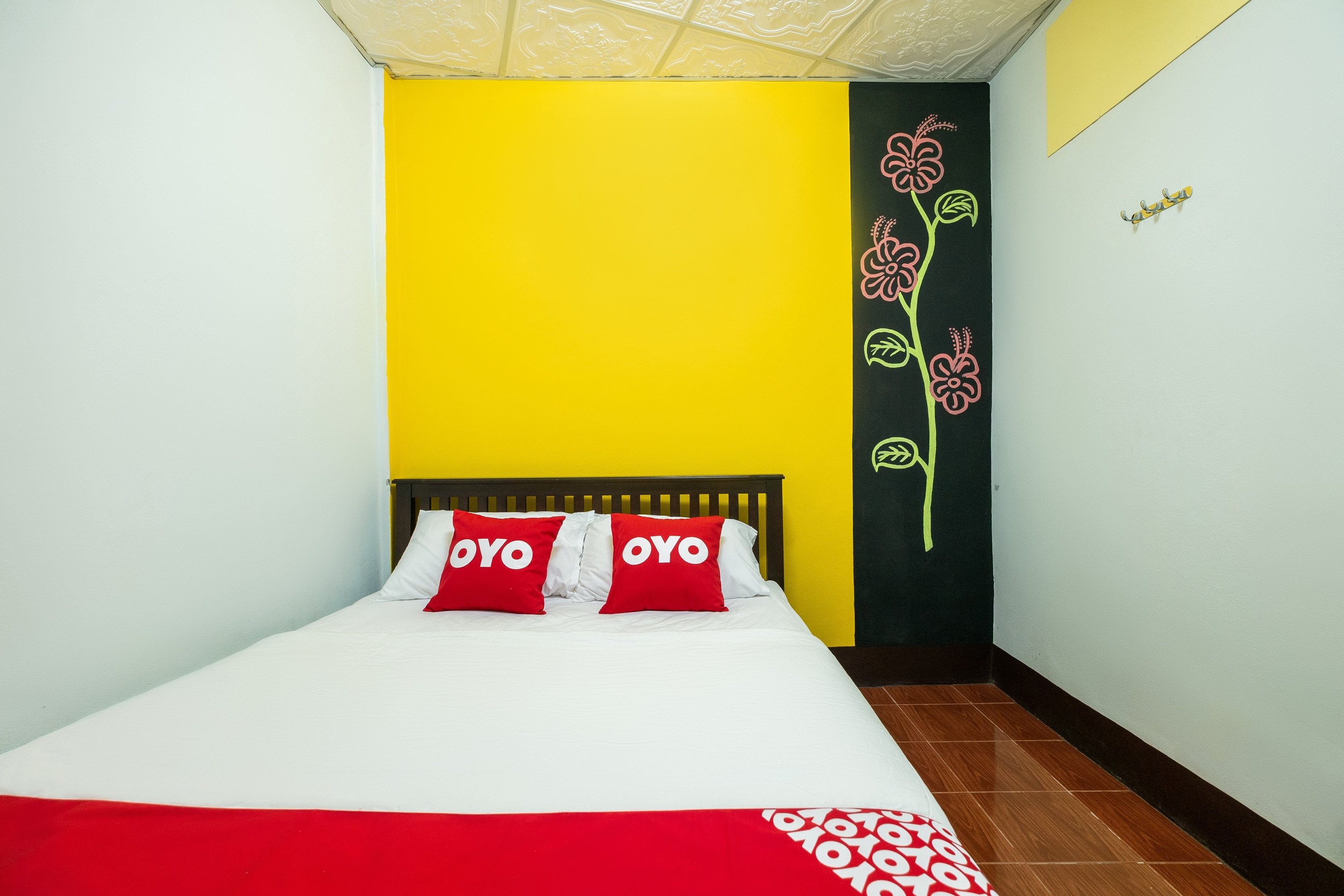 OYO 608 Maleena Home - Tap to explore photos