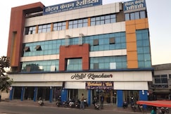 KANCHAN RESTAURANT & CATTERES, Harda