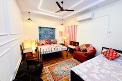 The Family Courtyard - A boutique guest villa, Lucknow
