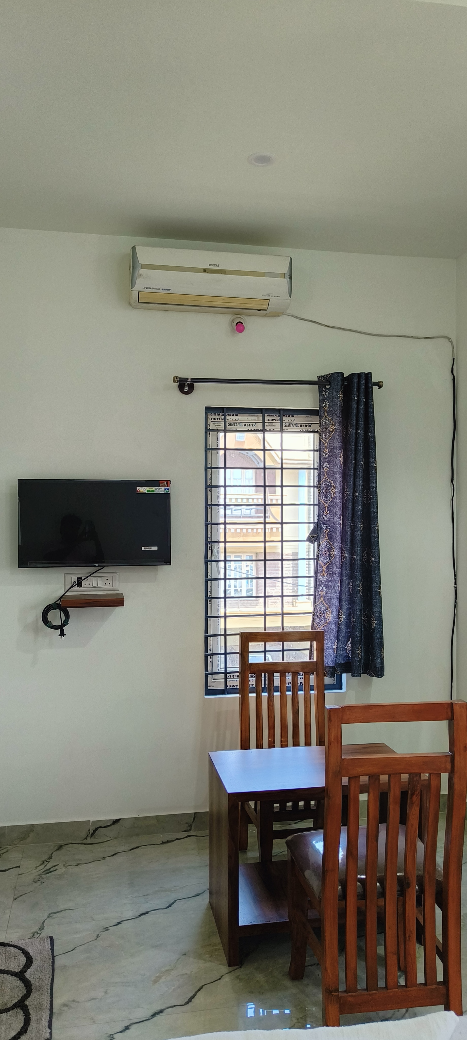PPH Living Jai Maruthi Boarding & Lodging - Tap to explore photos