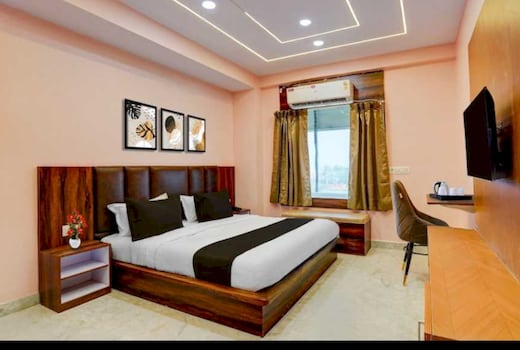 Townhouse Oak Barra South City Kanpur Formerly Royal Residency