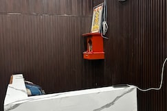 Omkar Nath hotel, Ayodhya