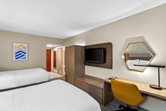 Holiday Inn Express Hotel & Suites Charleston-Southridge, Putnam, West Virginia