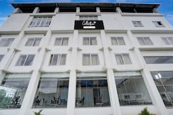 Super Collection O Nandagokula Convention Centre Formerly Arasu Comforts, Hassan