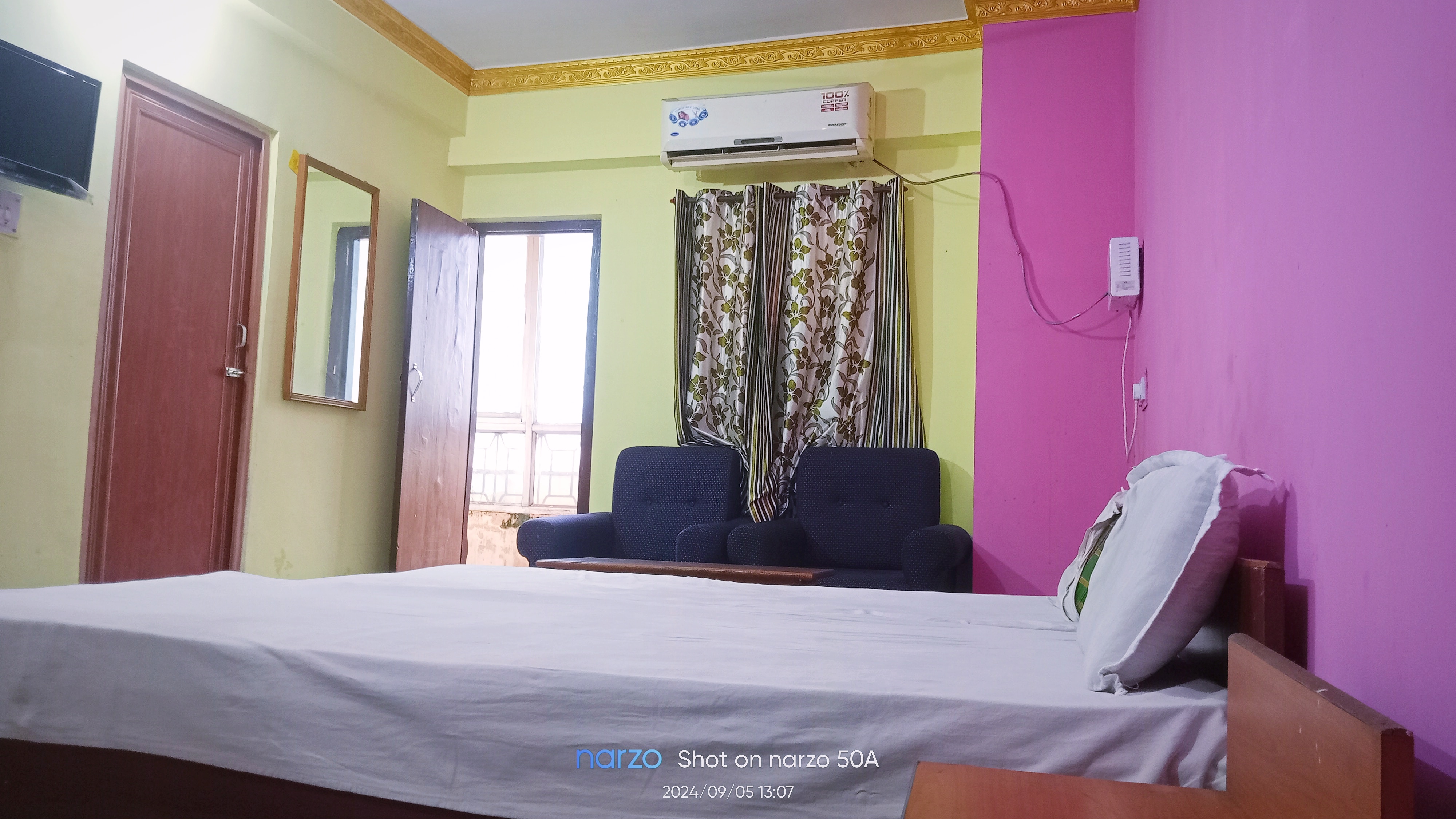 HOTEL SHRISTY RESIDENCY - Tap to explore photos