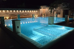 Coconut Garden, Cochin