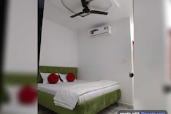 Spot On Hotel Blue Star, Kamthi