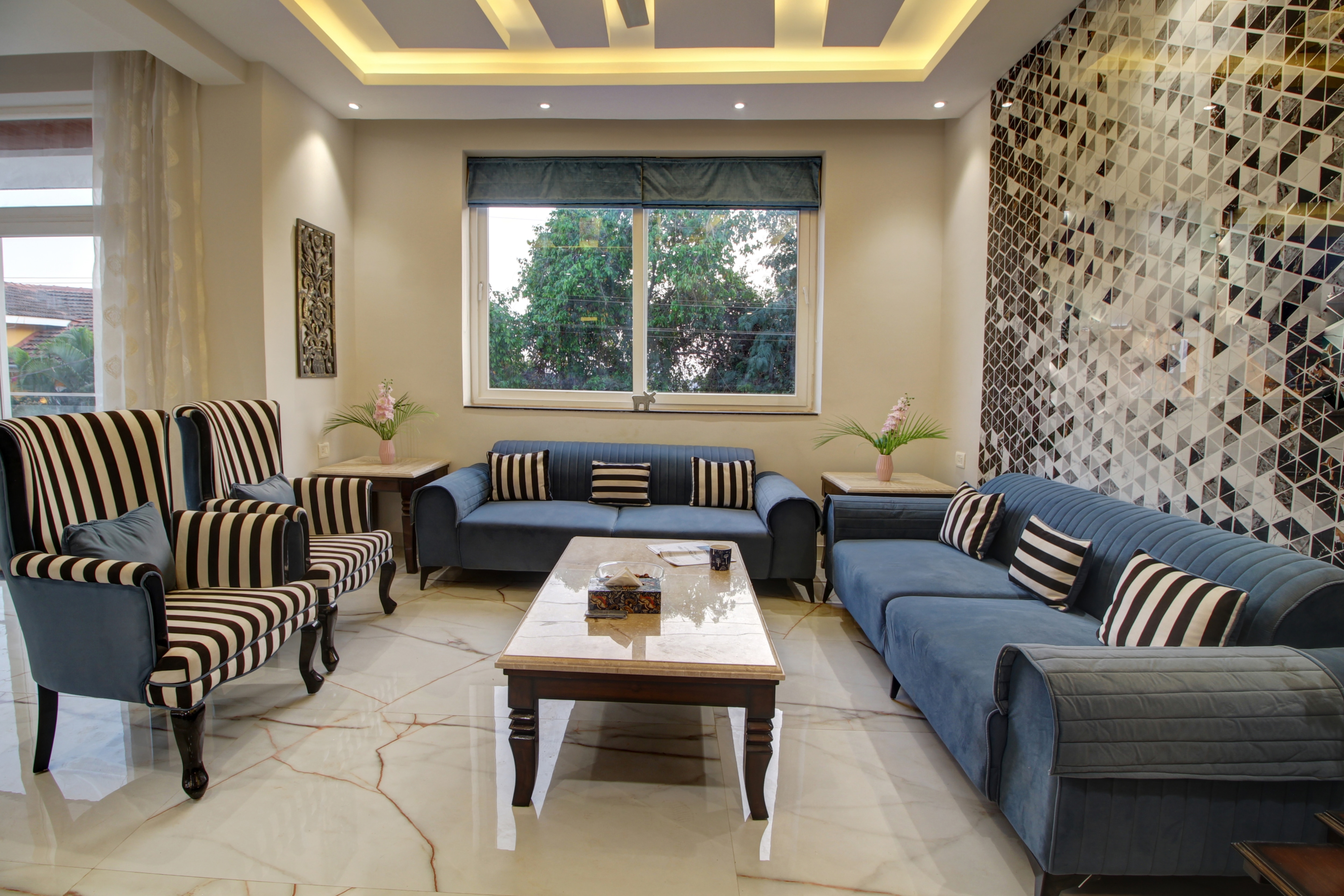 JAQK Holidays | 5BHK Private Pool Luxury Villa | Baga - Tap to explore photos
