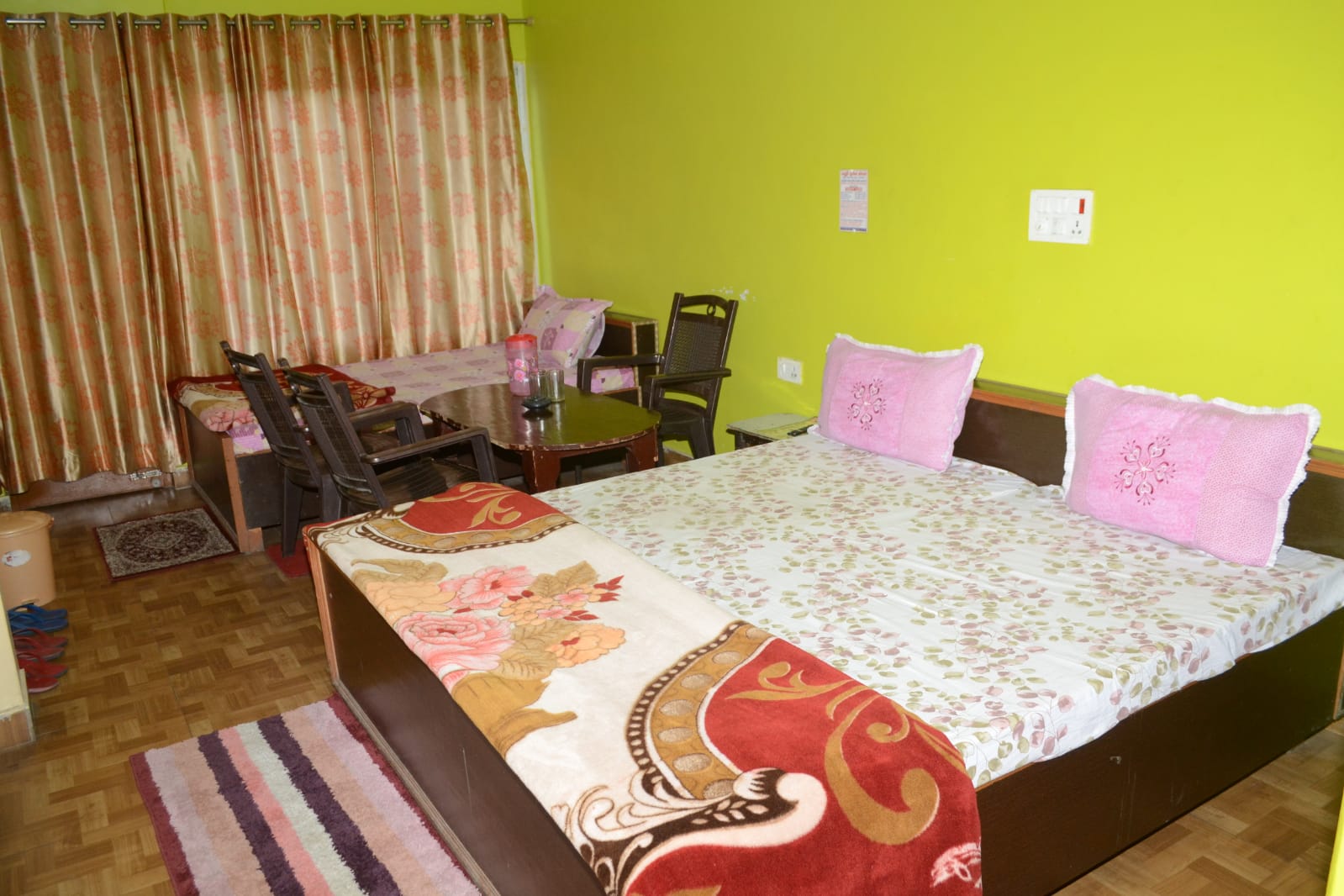 Raturi Tourist Hotel New Tehri - Tap to explore photos