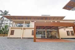 Treebo Grand Vistara Airport Suites, Cochin