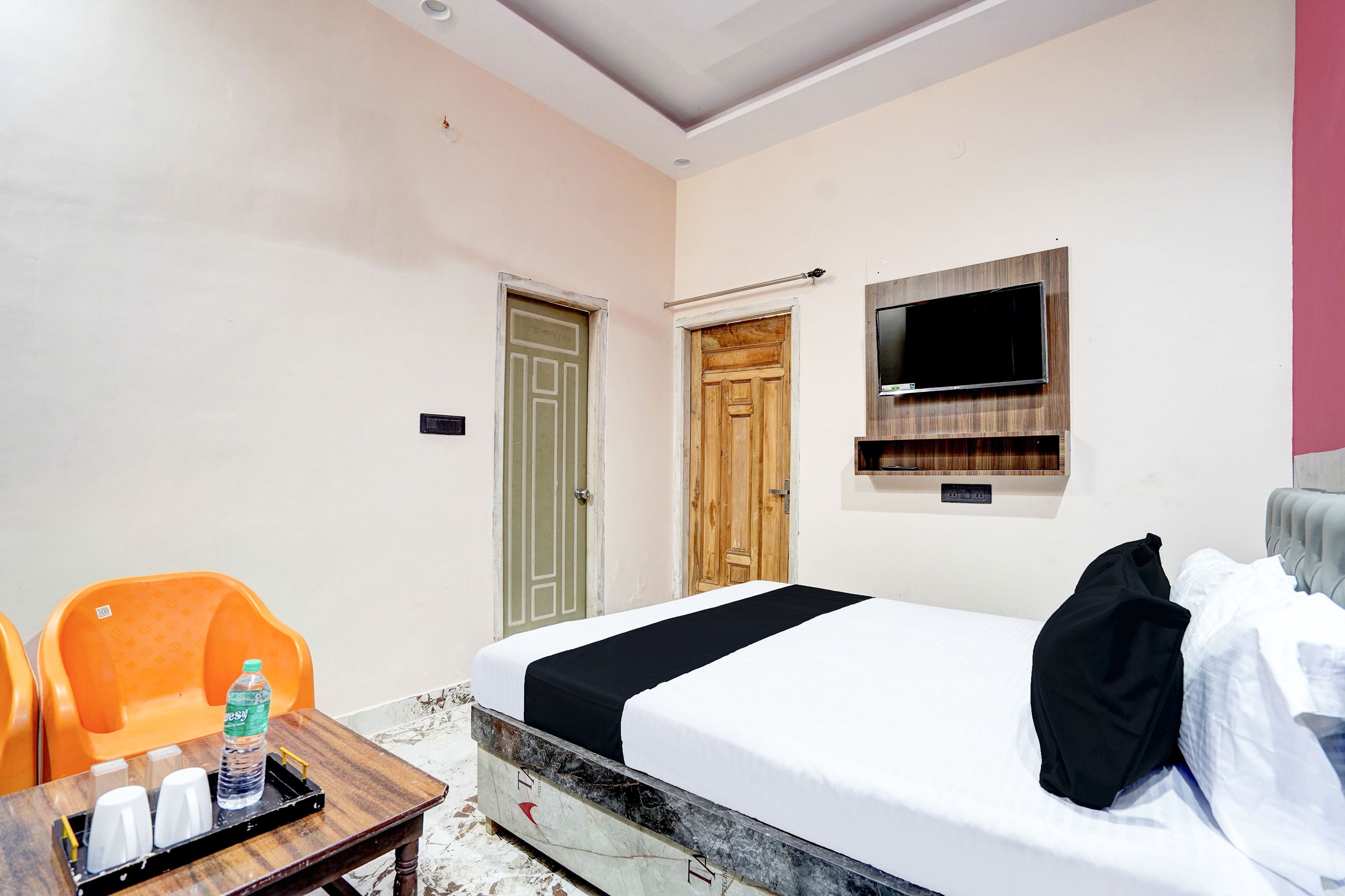 Hotel O Pramod Garden - Tap to explore photos