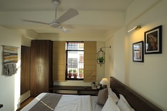 Deluxe room near railway station, Jaipur