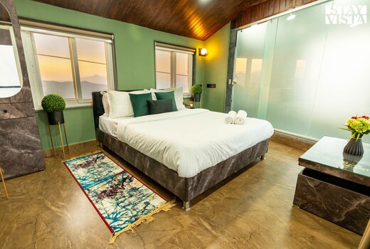 StayVista at Plum @ The Cloudscape