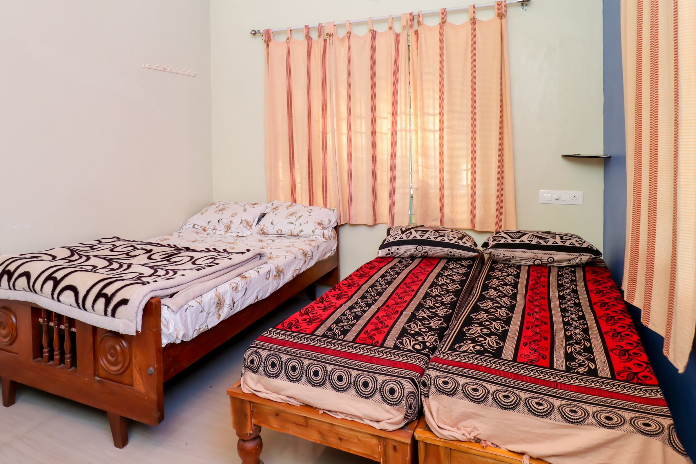 Mourya homestay - Tap to explore photos