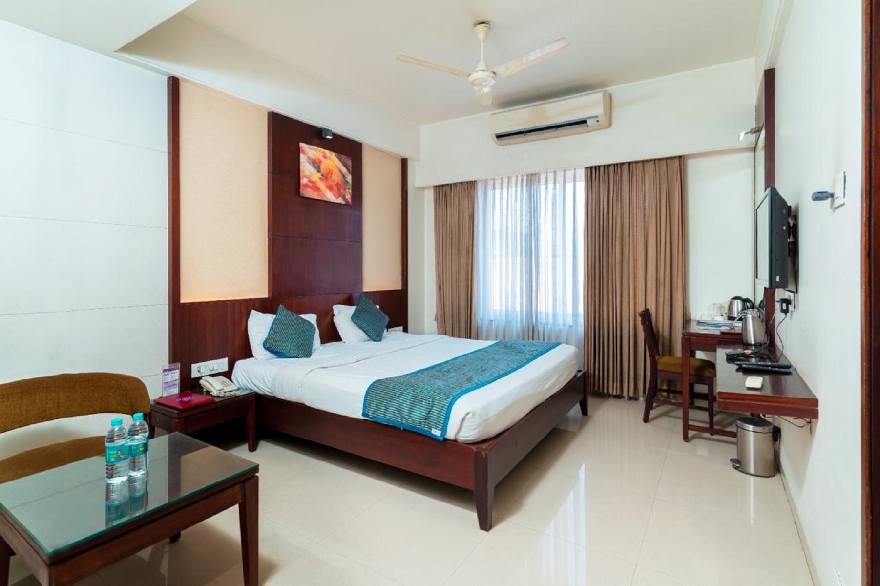 Deluxe AC Room 1