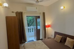 Octopus experience Boutique Beach Stay Candolim, Goa