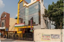 Ananda Rooms, Thiruthani