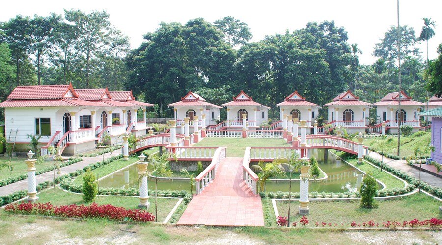 JALDAPARA GOLDEN RESORT - Tap to explore photos
