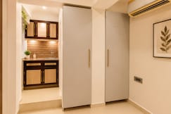Tulip by Olives Retreat | Cosy Studio Apartment, Guwahati