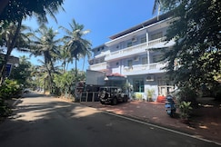 Shangrila Majorda Beachside Comfort & Cafe, Ankola