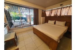 Hotel Signature Crest, Wai