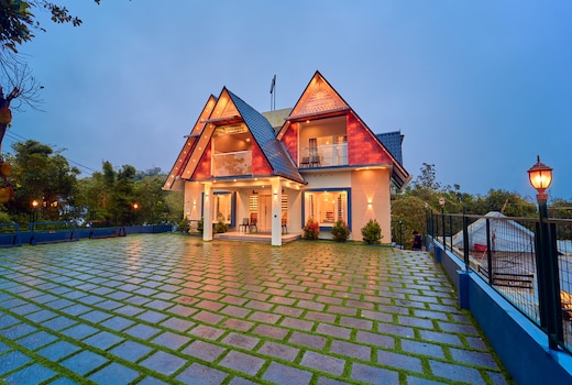 Choice Holiday Resort by VOYE HOMES