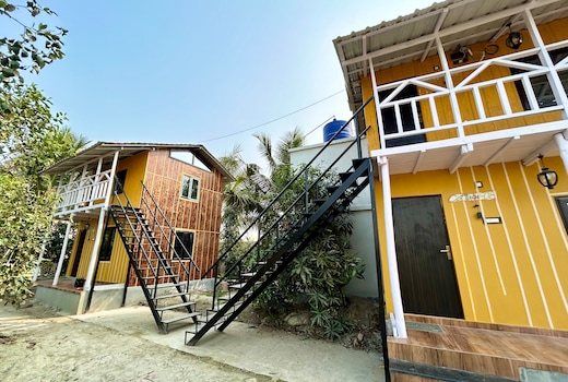 Palli Bangla Resort Wooden Duplex Cottage near Ruby Kolkata