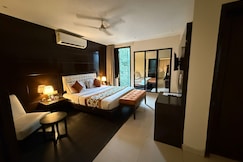 Hotel Grand Arcasia Saket 5 Mins from Max Hospital, Delhi