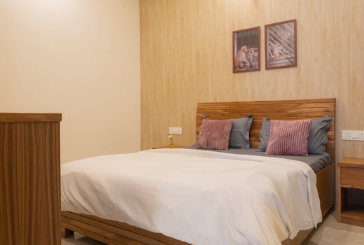 Ananda Tattva by Srijan Stays   Near Iskcon Temple